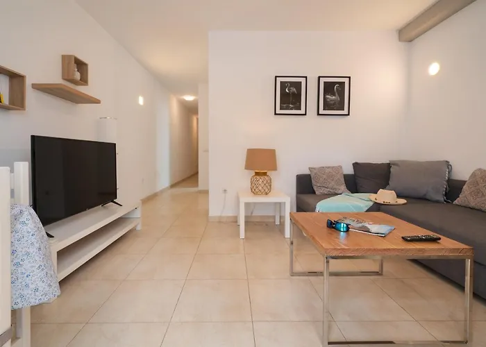 Sabbia Suites Ginesa